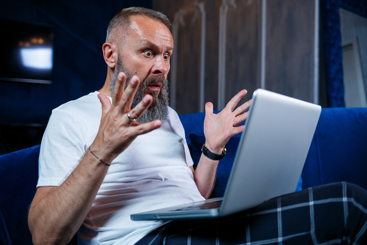 email frauduleux virus